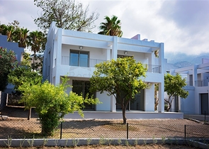 فيلات فاخرة في منطقة كيرينيا في مدينة قبرص الشمالية