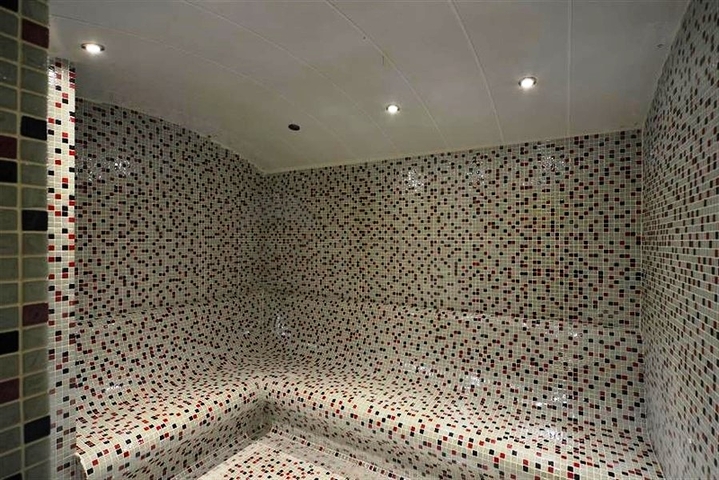 شقة بتخطيط 2+1 مع حديقة ضمن أحد المجمعات الرائعة في منطقة أفسلار – ألانيا