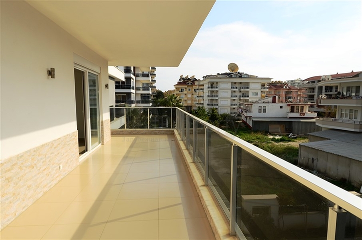 شقة فاخرة ضمن واحد من أرقى المجمعات السكنية في منطقة أوبا – ألانيا