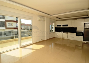 شقة فاخرة ضمن واحد من أرقى المجمعات السكنية في منطقة أوبا – ألانيا