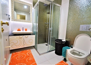 شقة ضمن مجمع حصري فاخر في منطقة كونيالتي – أنطاليا