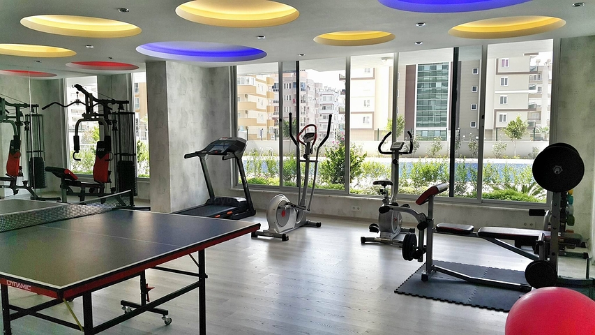 شقق سكنية ضمن مجمع حديث في منطقة محمود لار – ألانيا