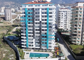 شقق سكنية ضمن مجمع حديث في منطقة محمود لار – ألانيا