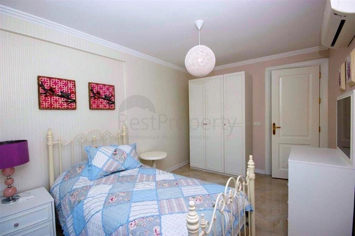 الراحة والإسترخاء والإطلالة الخلابة على البحر كل هذا في شقة ضمن مجمع فاخر في منطقة أوبا – الانيا.