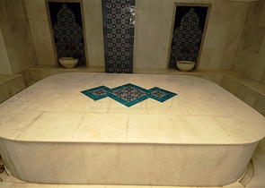 الراحة والإسترخاء والإطلالة الخلابة على البحر كل هذا في شقة ضمن مجمع فاخر في منطقة أوبا – الانيا.