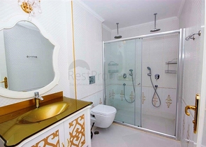 الراحة والإسترخاء والإطلالة الخلابة على البحر كل هذا في شقة ضمن مجمع فاخر في منطقة أوبا – الانيا.