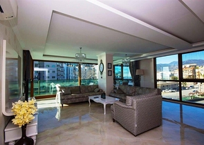 الراحة والإسترخاء والإطلالة الخلابة على البحر كل هذا في شقة ضمن مجمع فاخر في منطقة أوبا – الانيا.