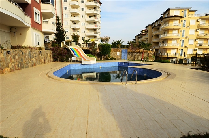 شقة مميزة بمساحة واسعة في افسللار - الانيا 