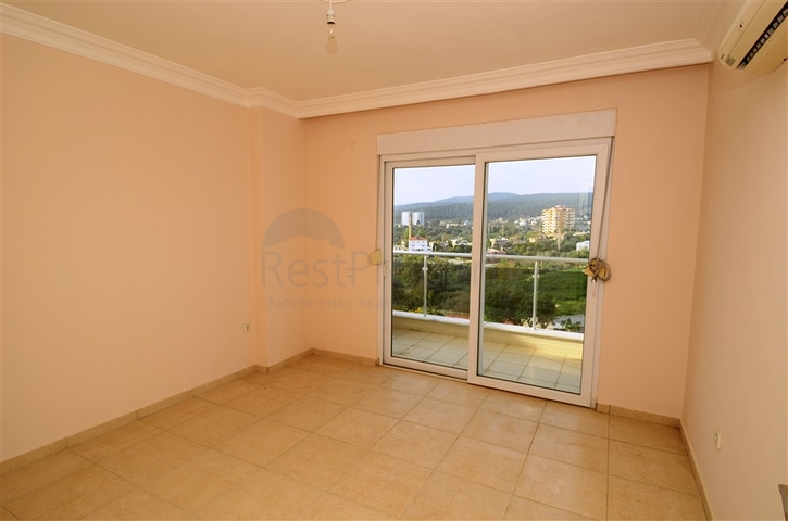 شقة مميزة بمساحة واسعة في افسللار - الانيا 