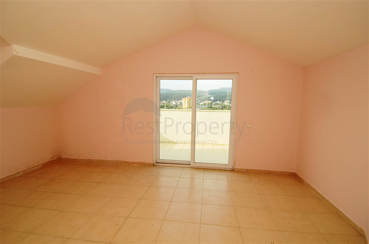 شقة مميزة بمساحة واسعة في افسللار - الانيا 