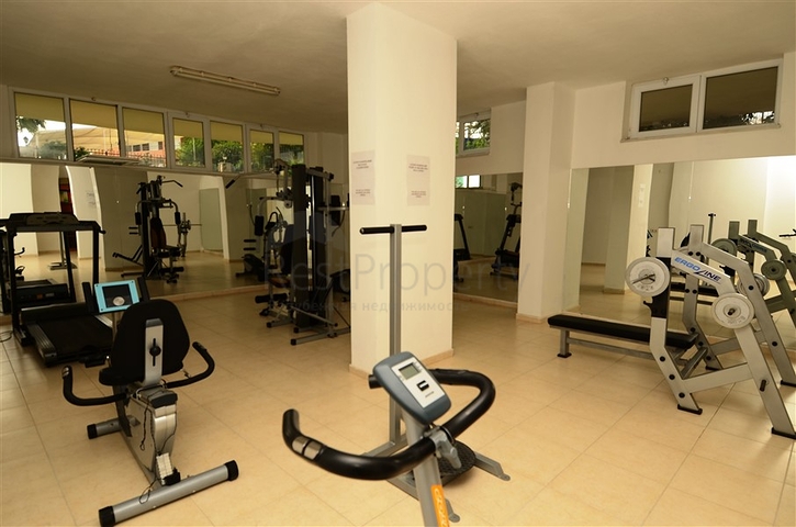 شقة مميزة بمساحة واسعة في افسللار - الانيا 