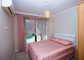 شقة سكنية بإطلالة بحرية رائعة ضمن مجمع عصري في منطقة أوبا – ألانيا