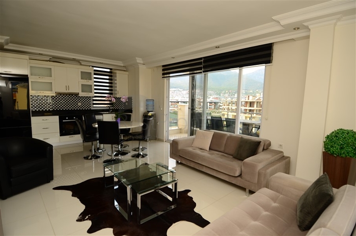 بنتهاوس بإطلالة جبلية خلابة في منطقة أوبا – ألانيا