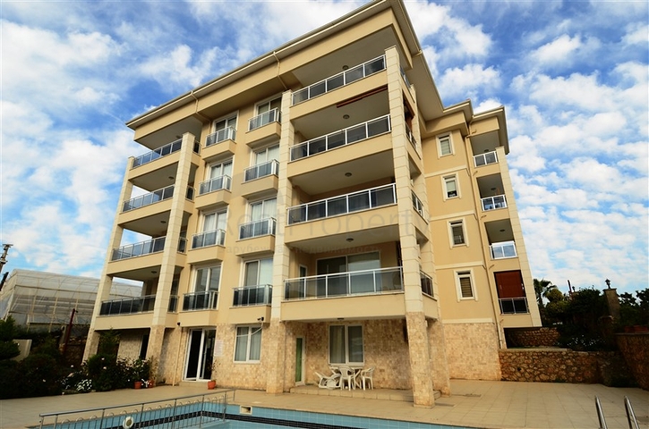 بنتهاوس بإطلالة جبلية خلابة في منطقة أوبا – ألانيا