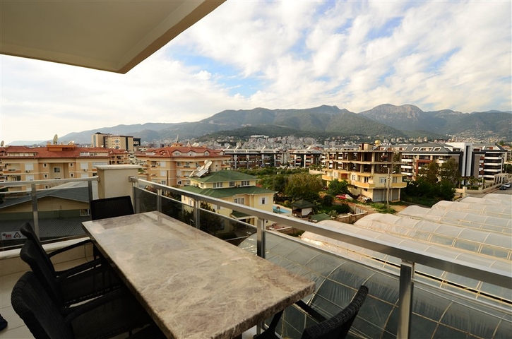 بنتهاوس بإطلالة جبلية خلابة في منطقة أوبا – ألانيا