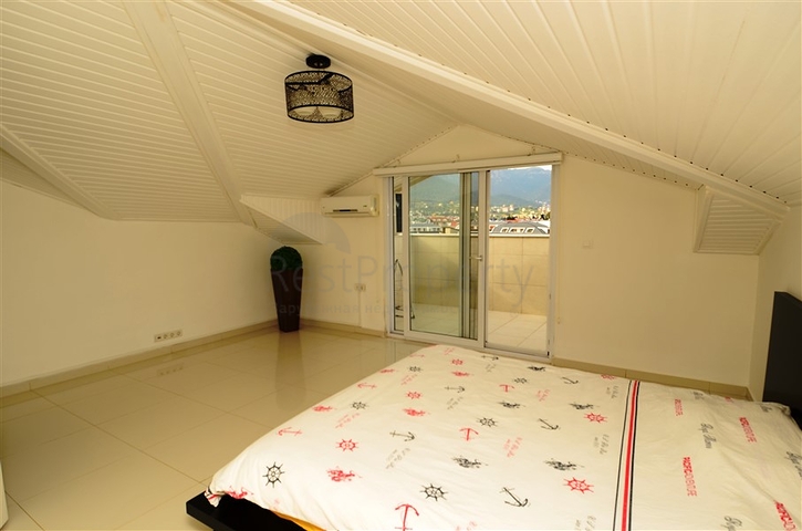 بنتهاوس بإطلالة جبلية خلابة في منطقة أوبا – ألانيا