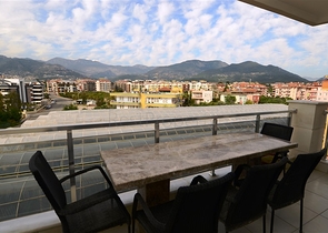 بنتهاوس بإطلالة جبلية خلابة في منطقة أوبا – ألانيا