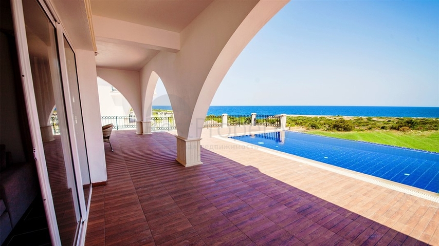 مجمع فيلات بإطلالة بحرية وجبلية في شمال قبرص