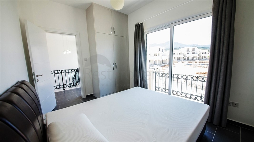 مجمع فيلات بإطلالة بحرية وجبلية في شمال قبرص