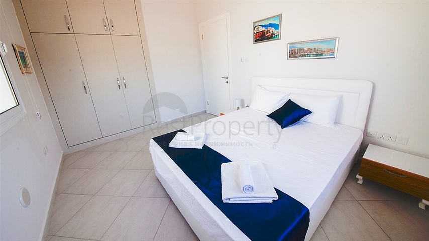 شقق ضمن أحد المجمعات المطلة على البحر في شمال قبرص.