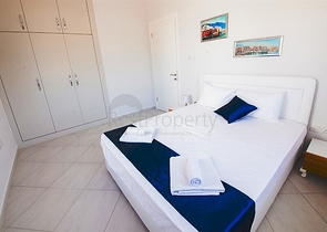 شقق ضمن أحد المجمعات المطلة على البحر في شمال قبرص.