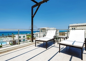 شقة بإطلالة بحرية ساحرة في شمال قبرص