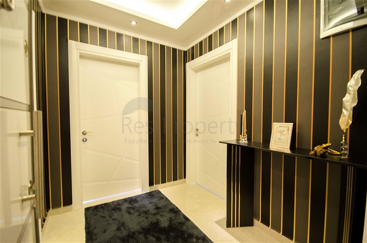 شقة بغرفة نوم وصالة ضمن مجمع مريح في منطقة محمودلار- ألانيا.