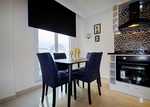 شقة بغرفة نوم وصالة ضمن مجمع مريح في منطقة محمودلار- ألانيا.