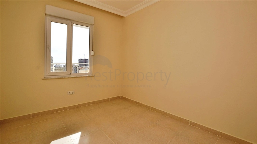 شقة واسعة ضمن مجمع سكني في منطقة ماهموت لار – ألانيا .