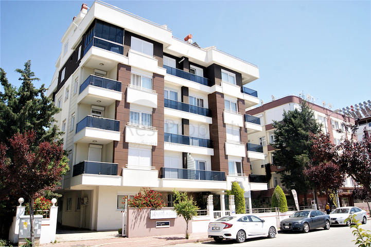 شقة بيتهاوس من منطقة ليمان كونيالتي – أنطاليا