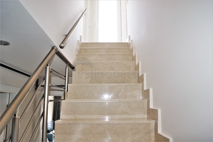 شقة بيتهاوس من منطقة ليمان كونيالتي – أنطاليا