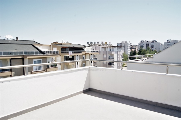 شقة بيتهاوس من منطقة ليمان كونيالتي – أنطاليا