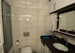 شقة مفروشة ضمن أحد المجمعات الرائعة في منطقة ماهموت لار – ألانيا