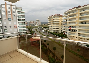 شقة ضمن مجمع فاخر في منطقة أفسلار – ألانيا 