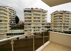 شقة ضمن مجمع فاخر في منطقة أفسلار – ألانيا 