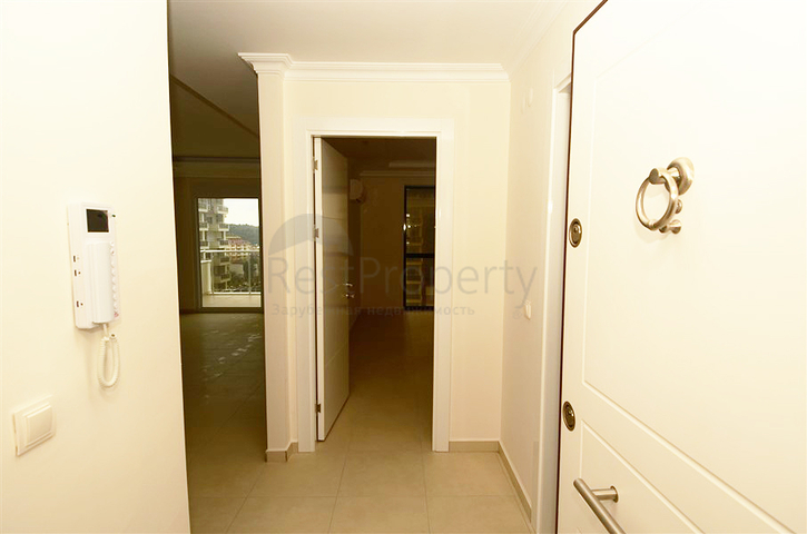 شقة ضمن مجمع سكني رائع في منطقة أفسلار – ألانيا .