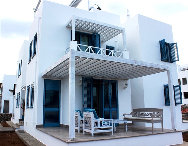 شقق بإطلالة بحرية مذهلة في شمال قبرص 