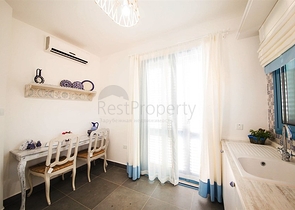 شقق بإطلالة بحرية مذهلة في شمال قبرص 