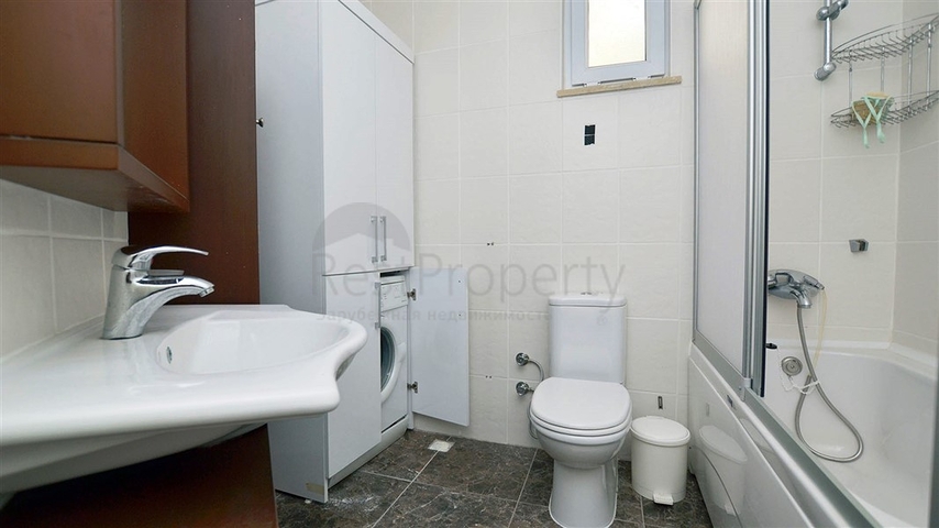 فيلا فاخرة بإطلالة جبلية وبحرية ساحرة ضمن مجمع رائع في منطقة كارجي جاك – ألانيا