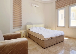 فيلا فاخرة بإطلالة جبلية وبحرية ساحرة ضمن مجمع رائع في منطقة كارجي جاك – ألانيا