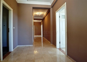 فيلا فاخرة بإطلالة جبلية وبحرية ساحرة ضمن مجمع رائع في منطقة كارجي جاك – ألانيا