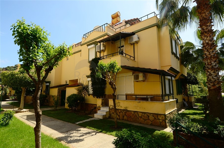 فيلا مريحة ضمن أحد المجمعات في منطقة كوناكليه – الانيا