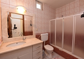 فيلا مريحة ضمن أحد المجمعات في منطقة كوناكليه – الانيا