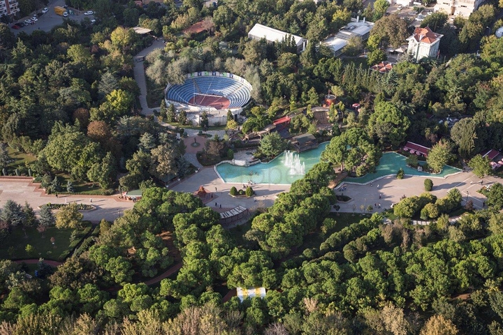  مجمع فخم في شارع بغداد مع اطلالة على البوسفور وبحر مرمرة