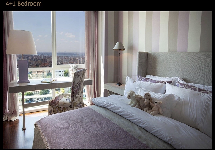  مجمع فخم في شارع بغداد مع اطلالة على البوسفور وبحر مرمرة