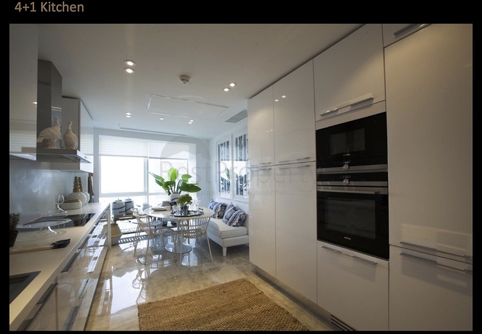  مجمع فخم في شارع بغداد مع اطلالة على البوسفور وبحر مرمرة