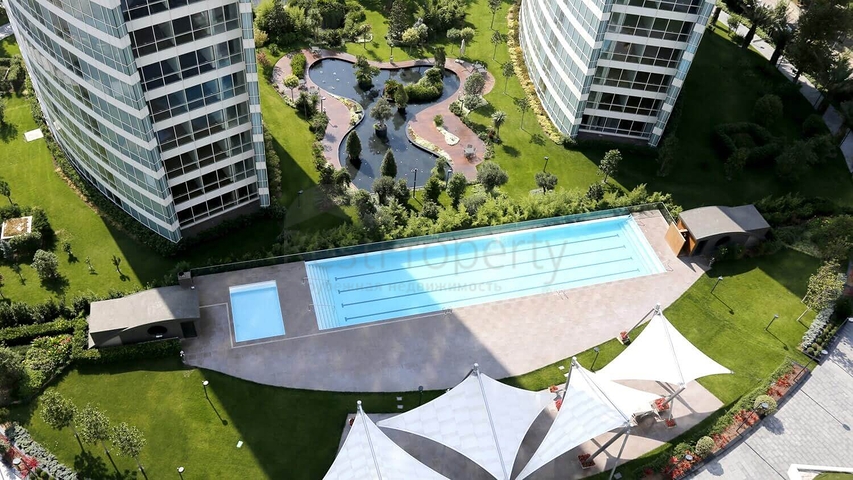  مجمع فخم في شارع بغداد مع اطلالة على البوسفور وبحر مرمرة