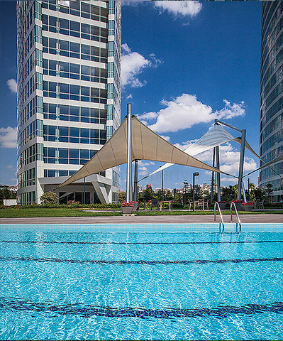  مجمع فخم في شارع بغداد مع اطلالة على البوسفور وبحر مرمرة