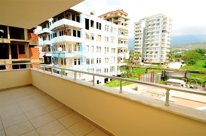 شقة بسعر مميز ضمن مجمع حديث في منطقة ماهموت لار – ألانيا