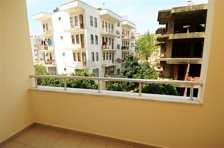 شقة بسعر مميز ضمن مجمع حديث في منطقة ماهموت لار – ألانيا